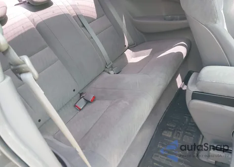 2011 Honda Civic Lx z USA, uszkodzony, nr VIN 2HGFG1B6XBH512328